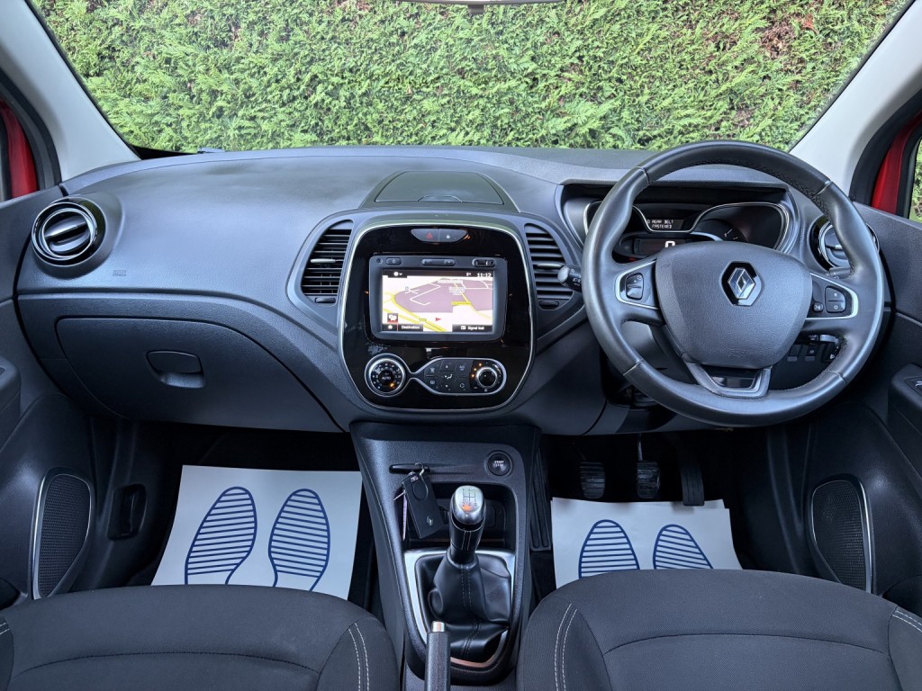 View RENAULT CAPTUR 0.9 Iconic TCe 90 MY18