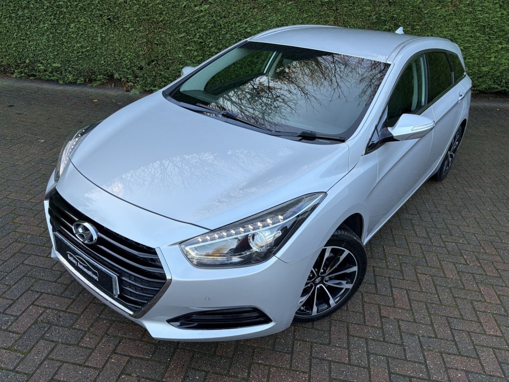 View HYUNDAI I40 1.7 I40 TR SE NAV 1.7 D 141PS DCT BD+AA