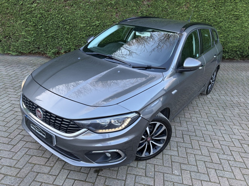 View FIAT TIPO 1.6 Tipo Station Wagon 1.6 Multijet 120hp Lounge