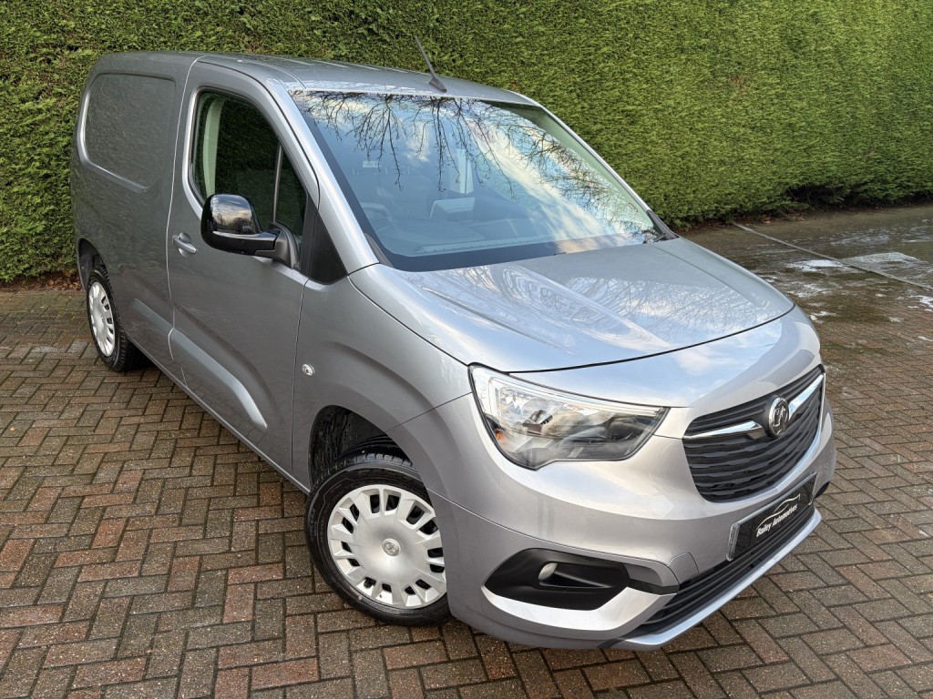 View VAUXHALL COMBO 1.5 Turbo D 2300 Pro