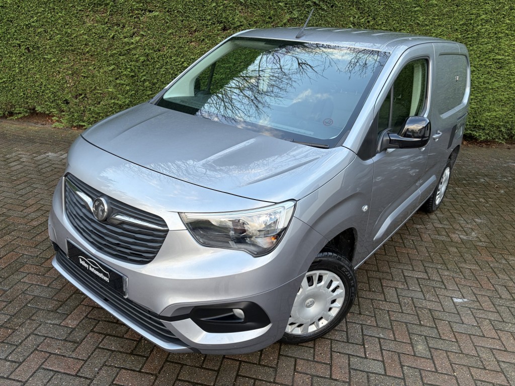 View VAUXHALL COMBO 1.5 Turbo D 2300 Pro