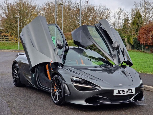 MCLAREN 720S