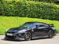 NISSAN GT-R