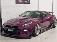 NISSAN GT-R
