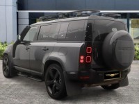 LAND ROVER DEFENDER 110