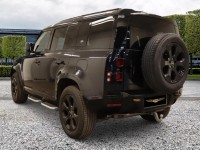 LAND ROVER DEFENDER 110