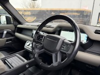LAND ROVER DEFENDER 110