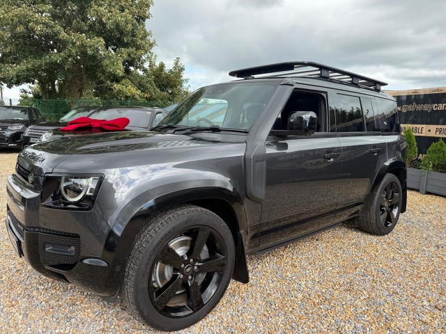 LAND ROVER DEFENDER 110