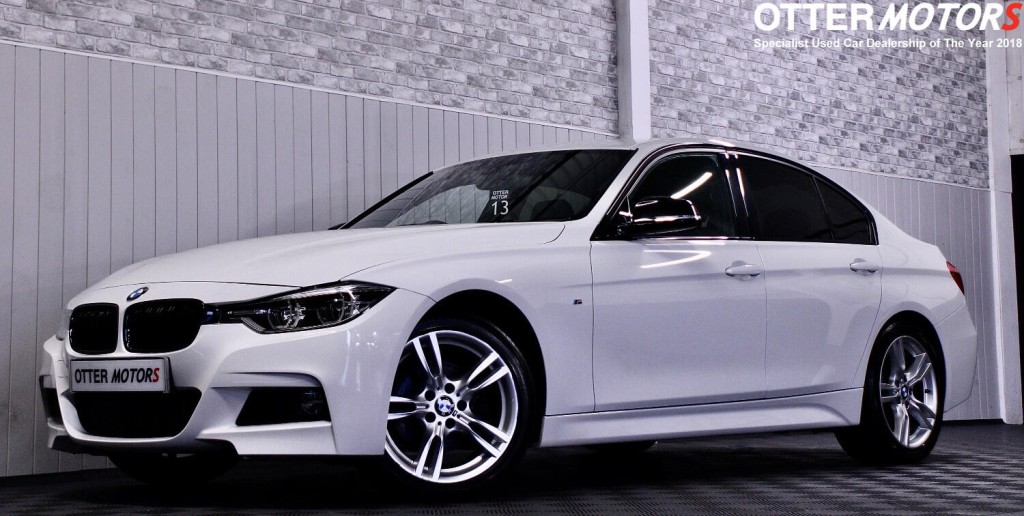 BMW 3 SERIES