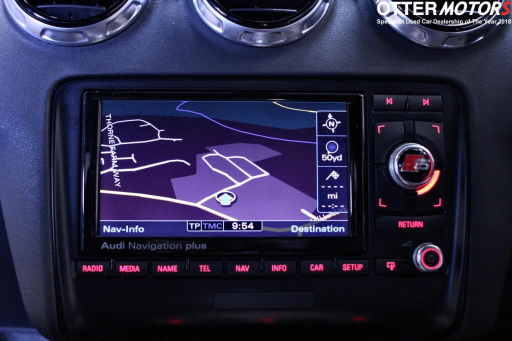 AUDI TT