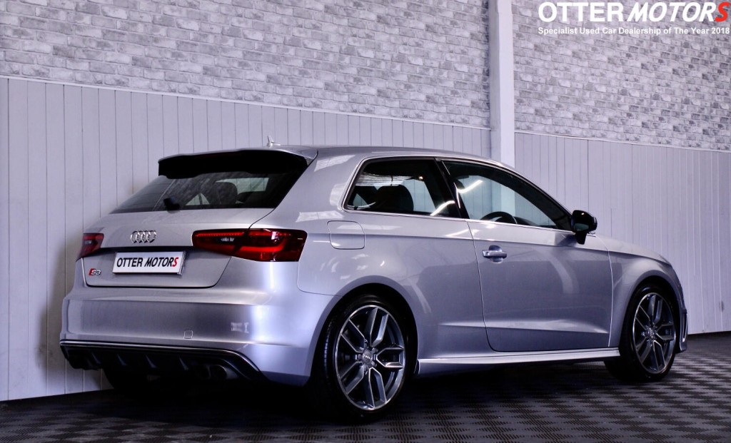 AUDI S3