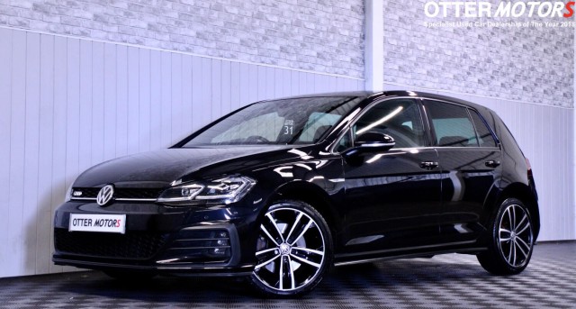 VOLKSWAGEN GOLF (2019)