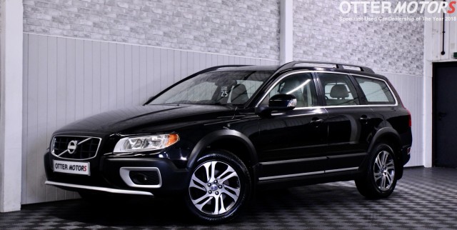 VOLVO XC70 (2011)