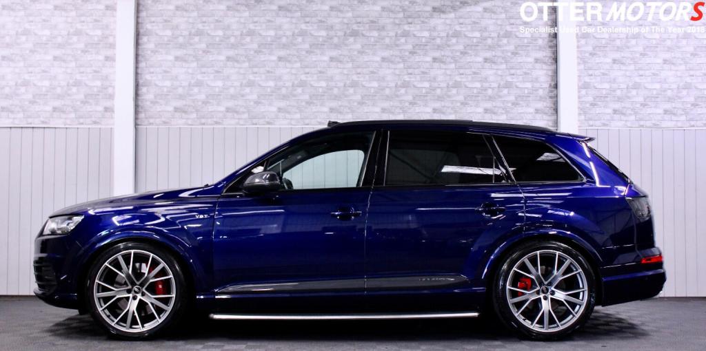 AUDI SQ7