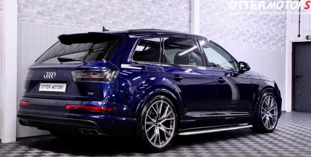 AUDI SQ7