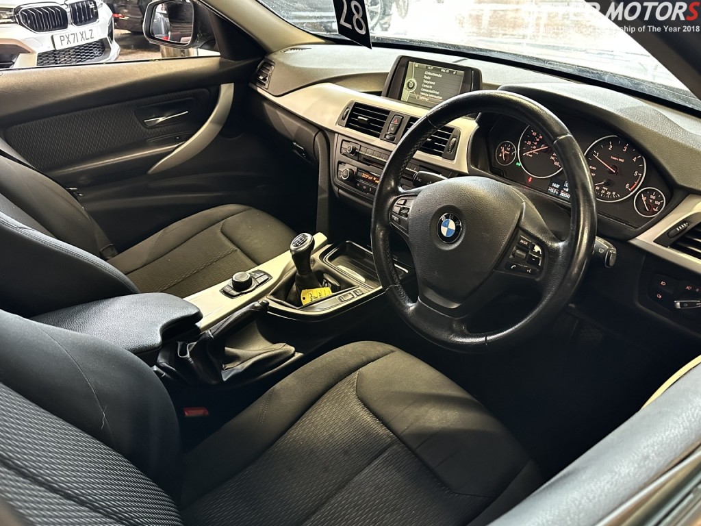 BMW 3 SERIES