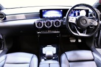 MERCEDES-BENZ CLA (2022)