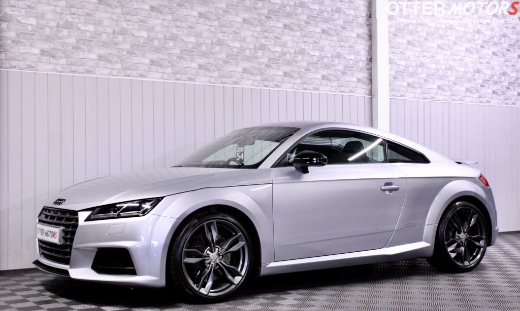 AUDI TTS