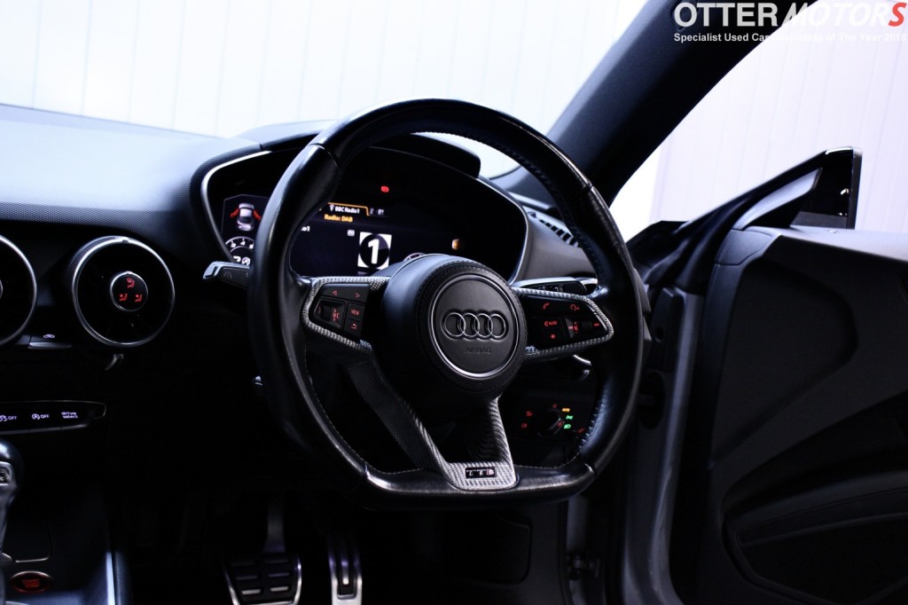 AUDI TTS