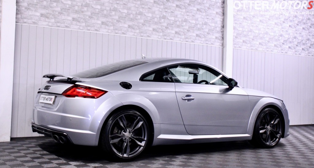 AUDI TTS