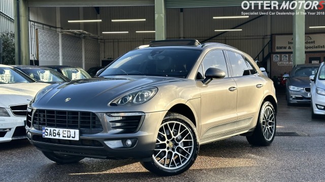 PORSCHE MACAN (2014)