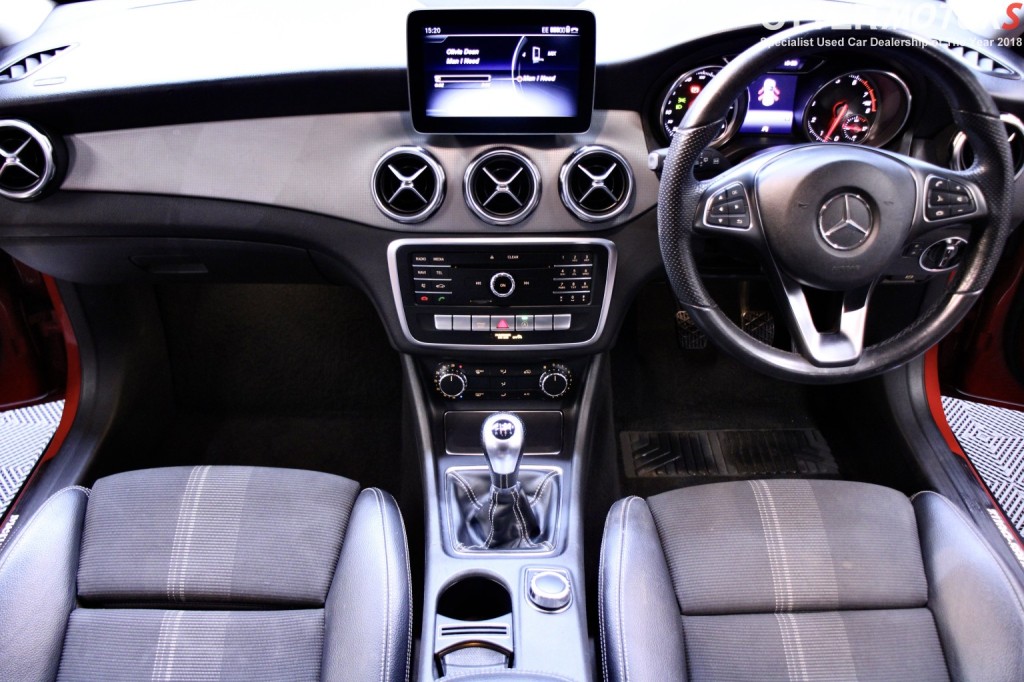 MERCEDES-BENZ GLA CLASS