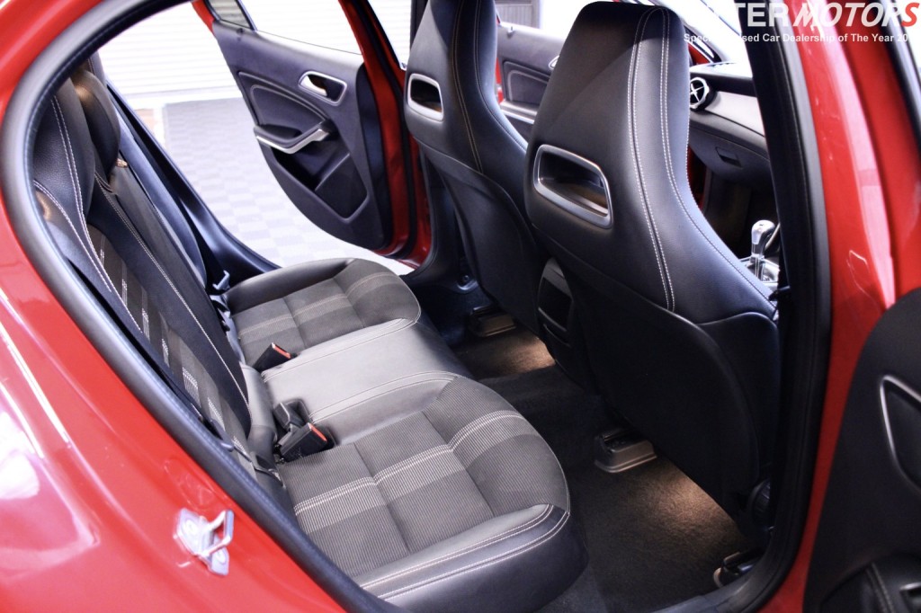 MERCEDES-BENZ GLA CLASS