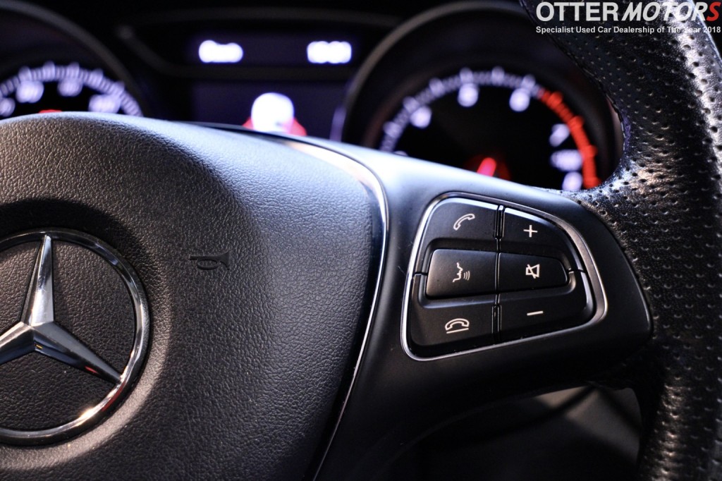 MERCEDES-BENZ GLA CLASS