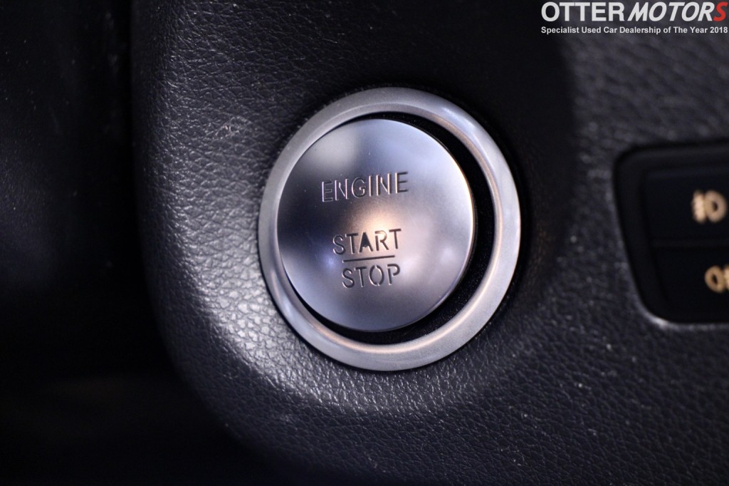 MERCEDES-BENZ GLA CLASS