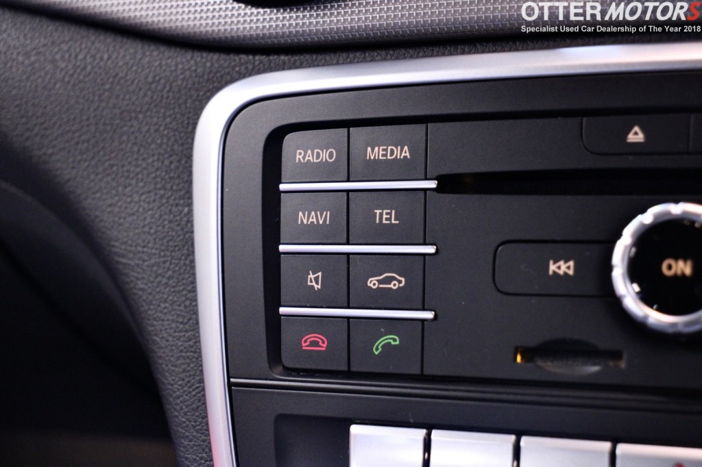 MERCEDES-BENZ GLA CLASS