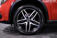 MERCEDES-BENZ GLA CLASS