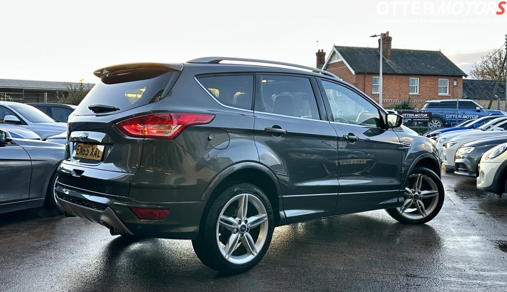 FORD KUGA