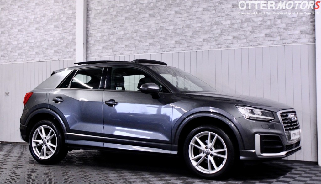 AUDI Q2