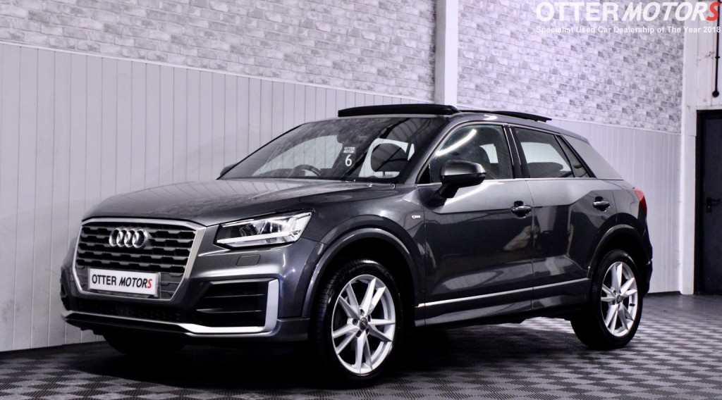 AUDI Q2