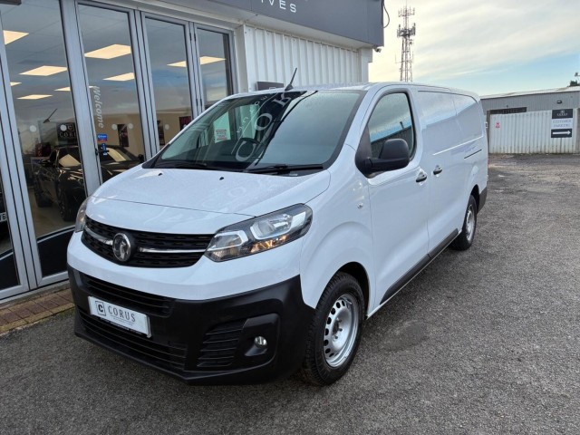 VAUXHALL VIVARO 1.5 Turbo D 2900 Dynamic L2 H1 Euro 6 (s/s) 6dr (2023/72)