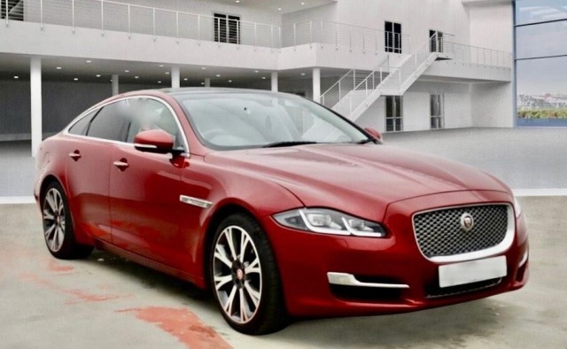 JAGUAR XJ