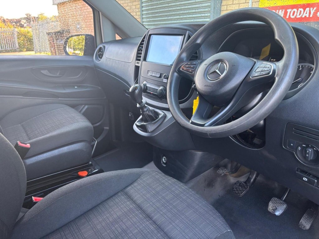 MERCEDES-BENZ VITO