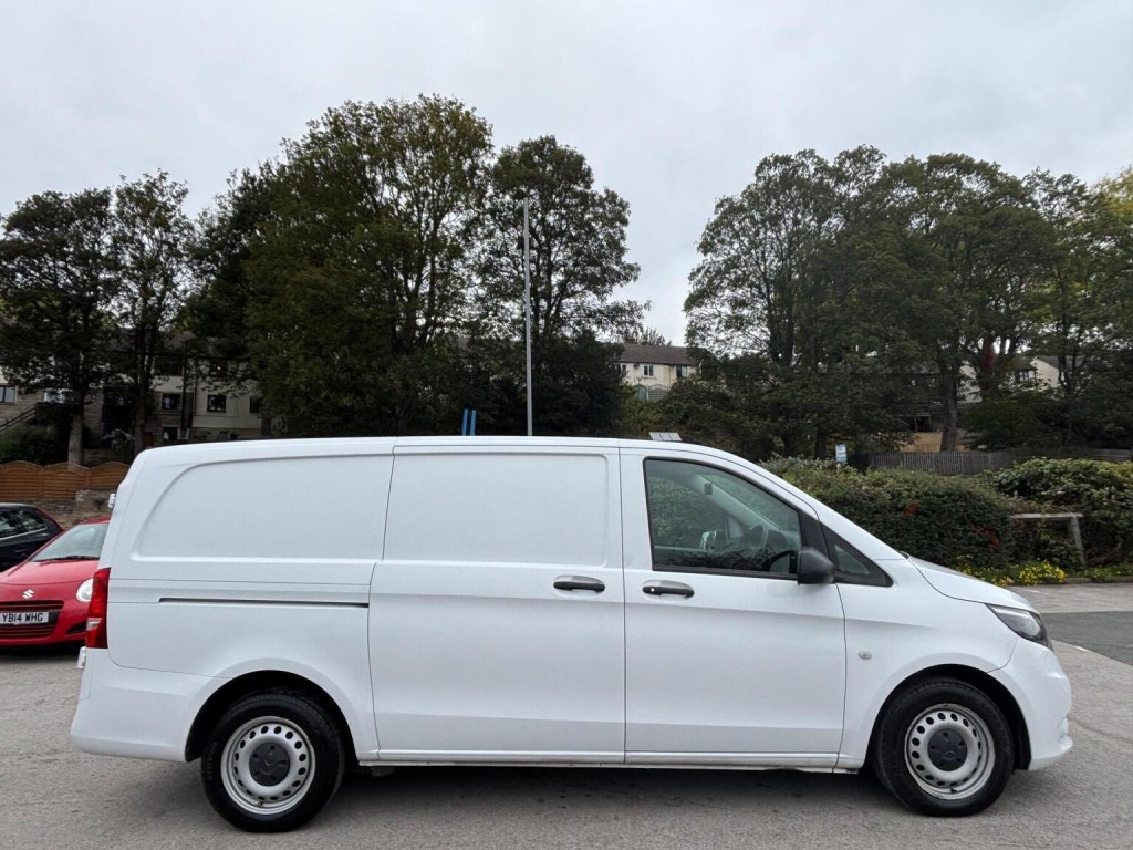 MERCEDES-BENZ VITO