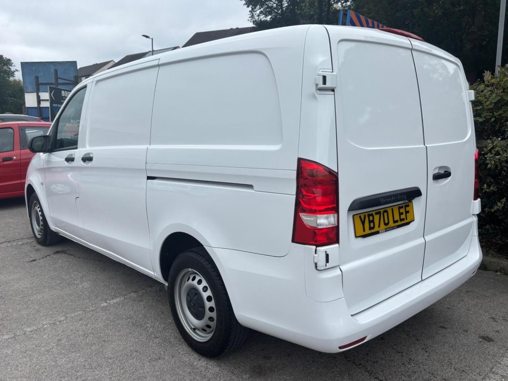 MERCEDES-BENZ VITO