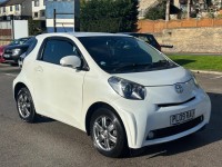 TOYOTA IQ