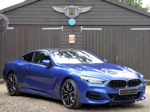 BMW 8 SERIES