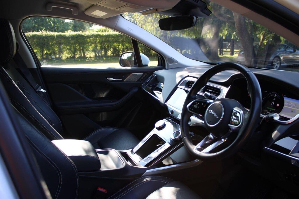 JAGUAR I-Pace