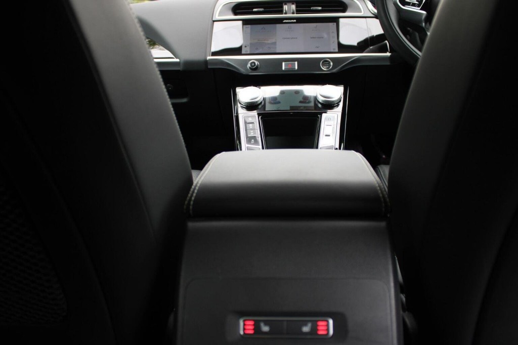 JAGUAR I-Pace