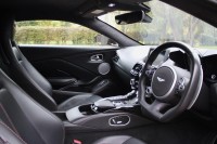 ASTON MARTIN VANTAGE