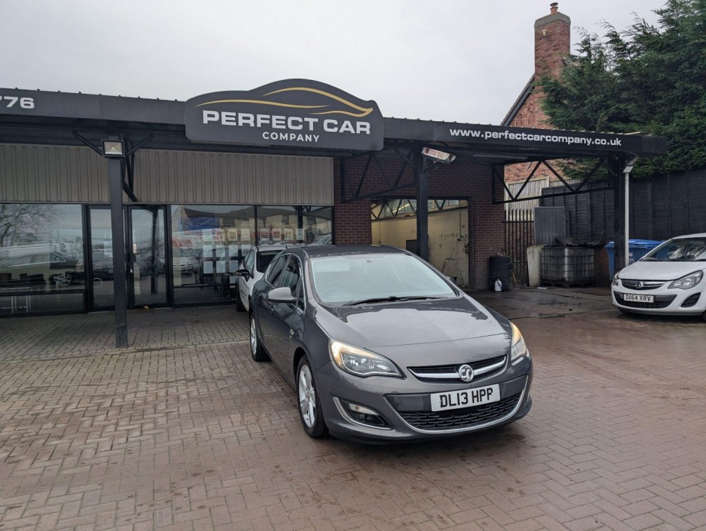 VAUXHALL ASTRA 1.6 16v SRi Euro 5 5dr