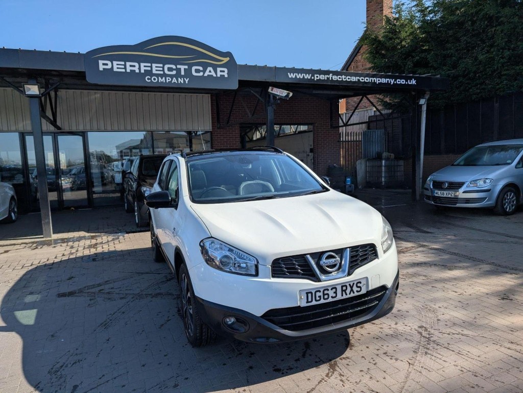 NISSAN QASHQAI 1.6 360 2WD Euro 5 5dr