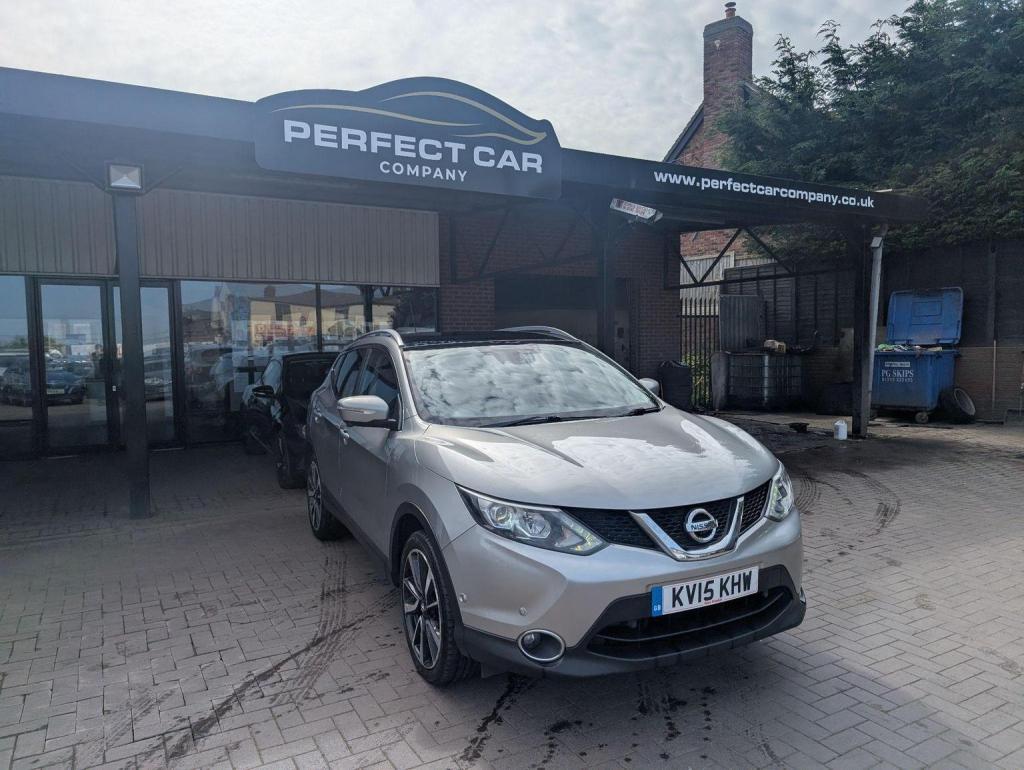 NISSAN QASHQAI 1.5 dCi Tekna 2WD Euro 5 (s/s) 5dr