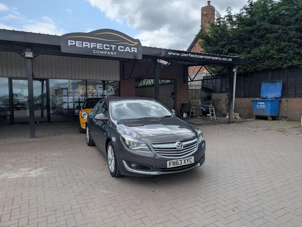 VAUXHALL INSIGNIA 1.8 16V SRi Euro 5 5dr