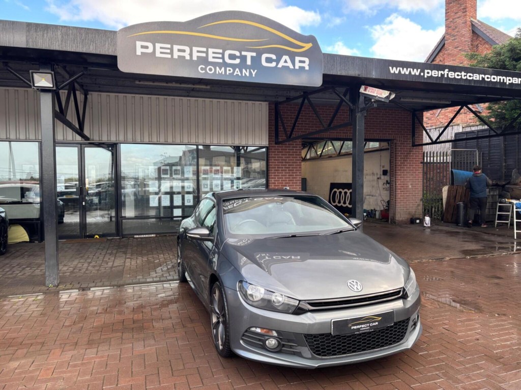 VOLKSWAGEN SCIROCCO 2.0 TDI BlueMotion Tech R-Line Euro 5 (s/s) 3dr (Leather, Nav)