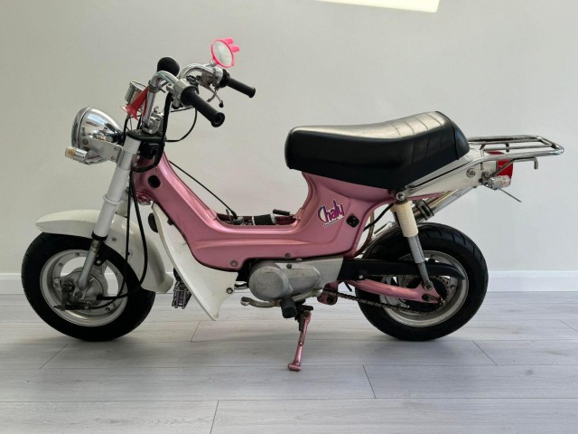 HONDA CHALY